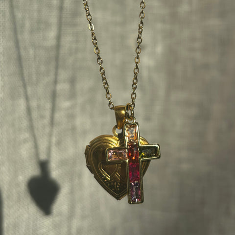 Locket ⋆ ˚｡⋆𐙚˚⋆˚࿔ 𝜗𝜚˚⋆♡