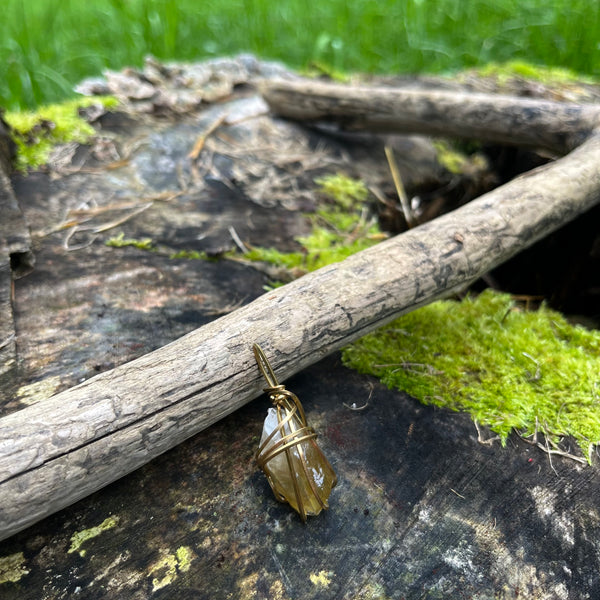 Yellow Green Calcite Necklace