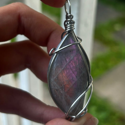 Pink Labradorite (Large)