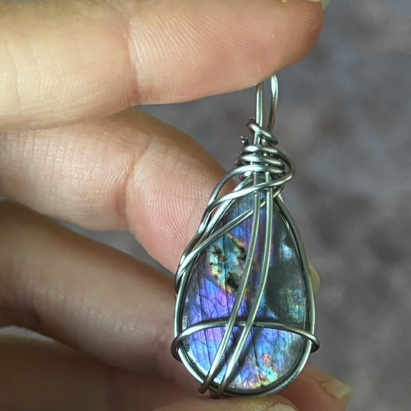Labradorite Pendant