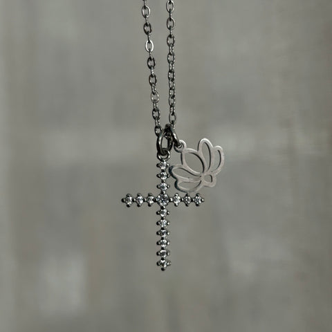 DND Girl Meditating🪷