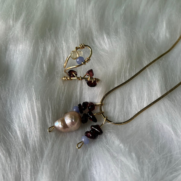 Romy set (Necklace and Ring)