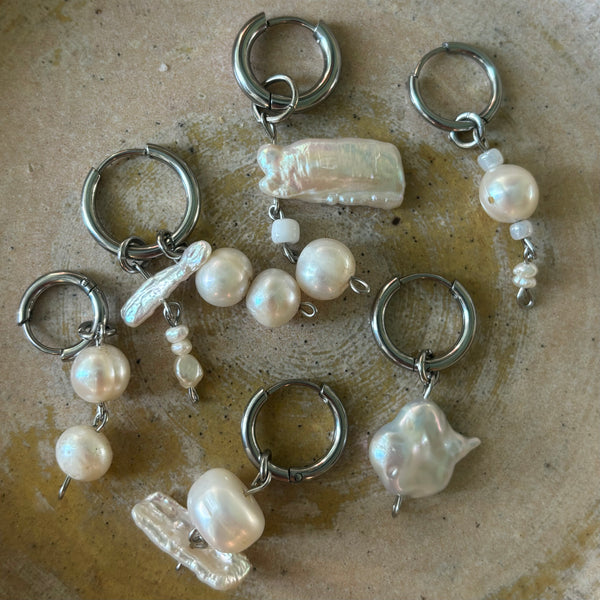 Etheral & Pearly Hair Clips (6 pieces)