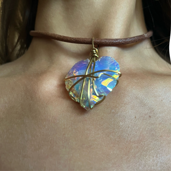 Heart shaped Angel Aura Necklace moi