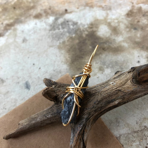 Black Kyanite
