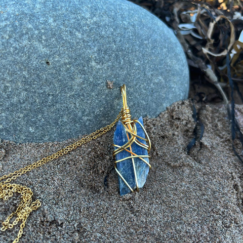 Blue Kyanite Necklace (Large)
