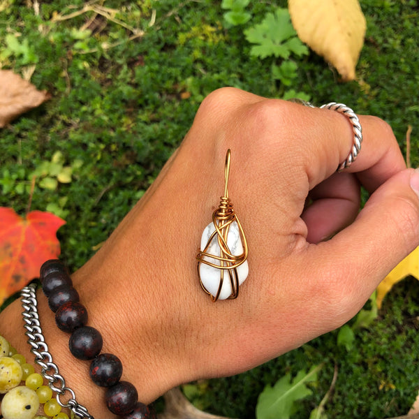 Howlite
