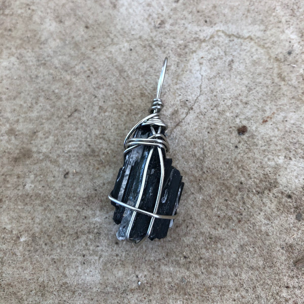 Black Tourmaline (Large)