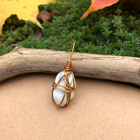 Howlite
