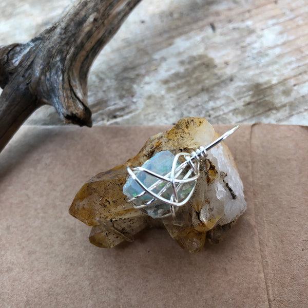 Rainbow Moonstone (Raw)