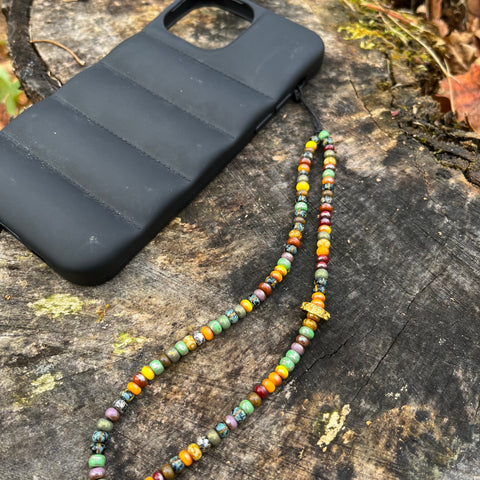 GAIA (phone holder)